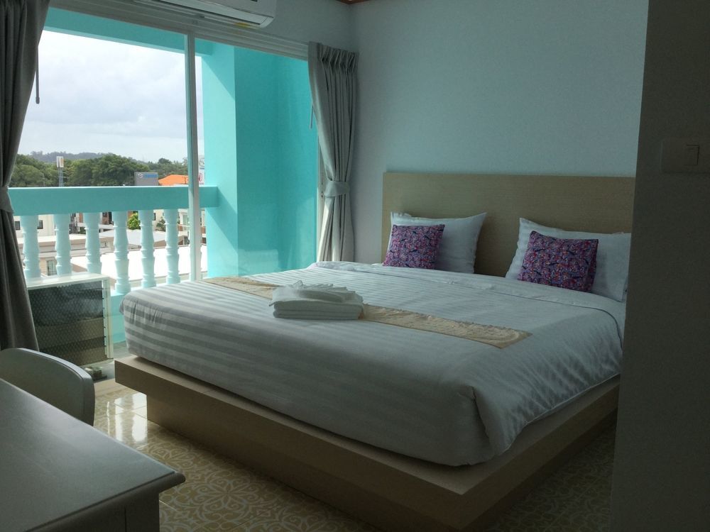 The Duck Hotel Phuket Exterior photo