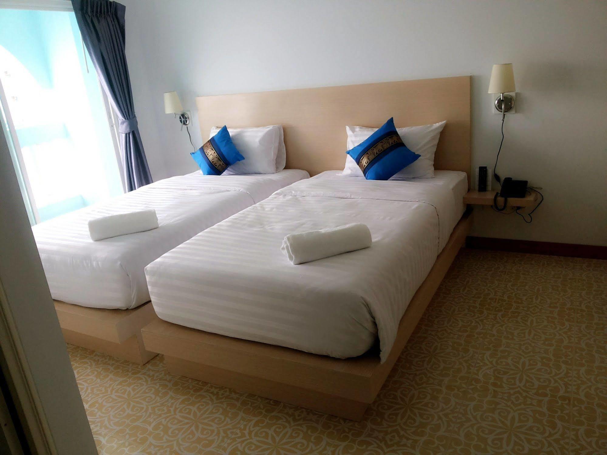 The Duck Hotel Phuket Exterior photo