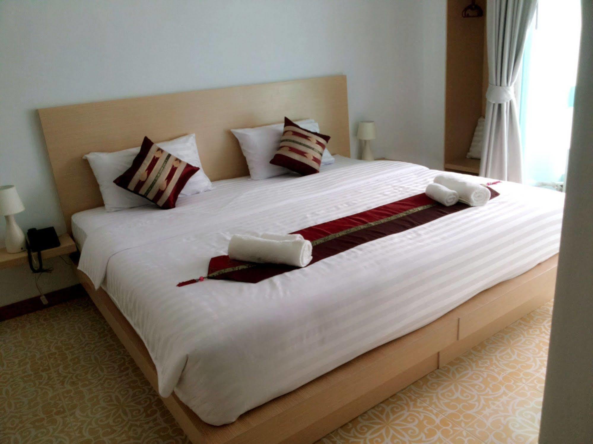 The Duck Hotel Phuket Exterior photo